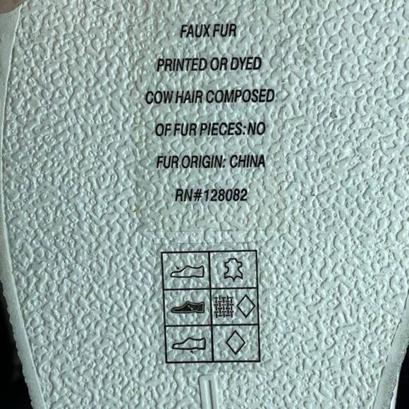 (D) Black suede sneakers from DOLCE VITA, size 9.5 - Picture 7 of 9